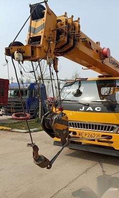 河北廊坊转让柳工八吨吊车,就是车板!