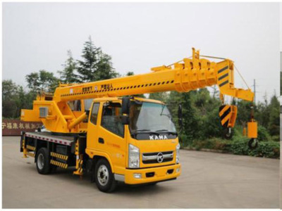 江苏无锡市韦福康吊车8T汽车起重