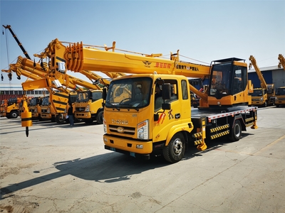 全新升级款 唐骏10吨吊车臂长和高度 10吨小吊车多少钱一台